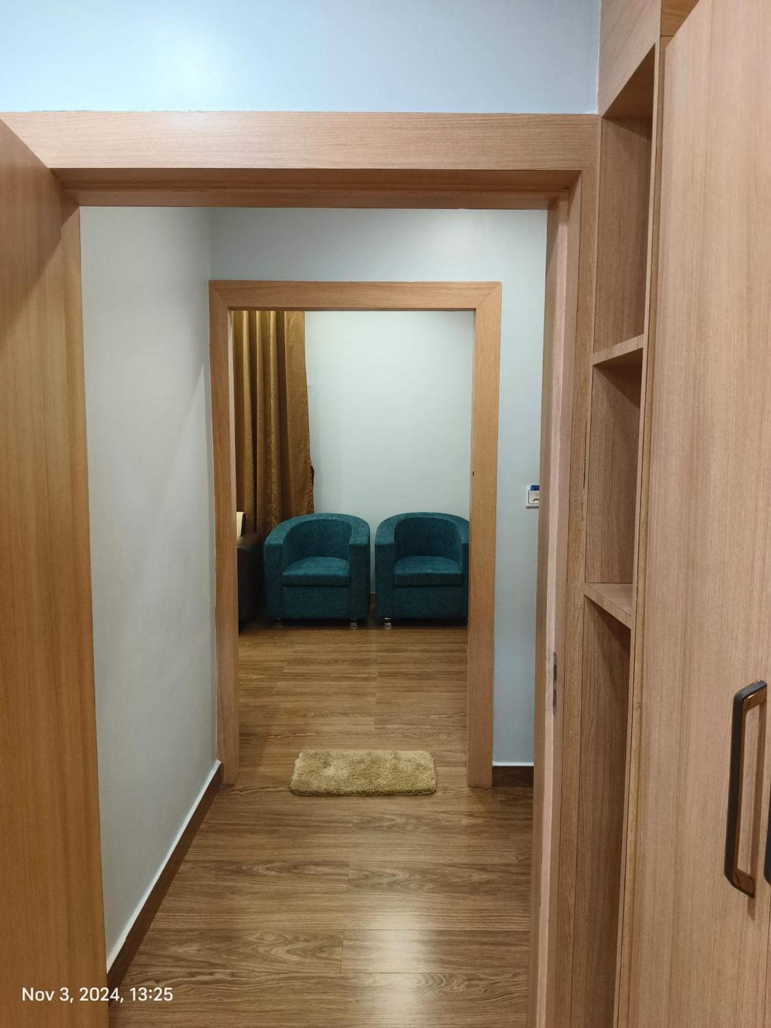 Rs Regal Inn-เดฟการ์ ภายนอก รูปภาพ
