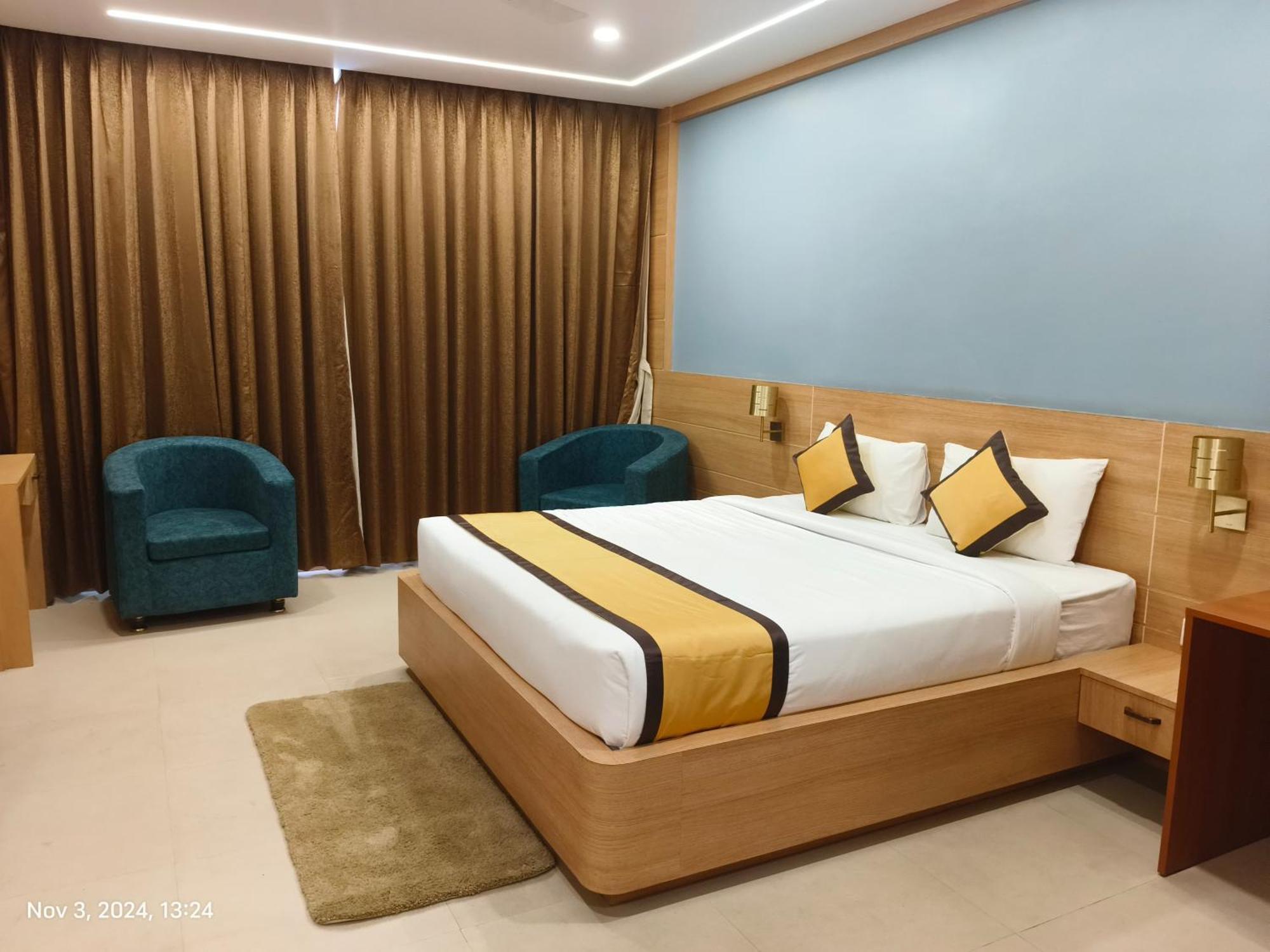 Rs Regal Inn-เดฟการ์ ภายนอก รูปภาพ