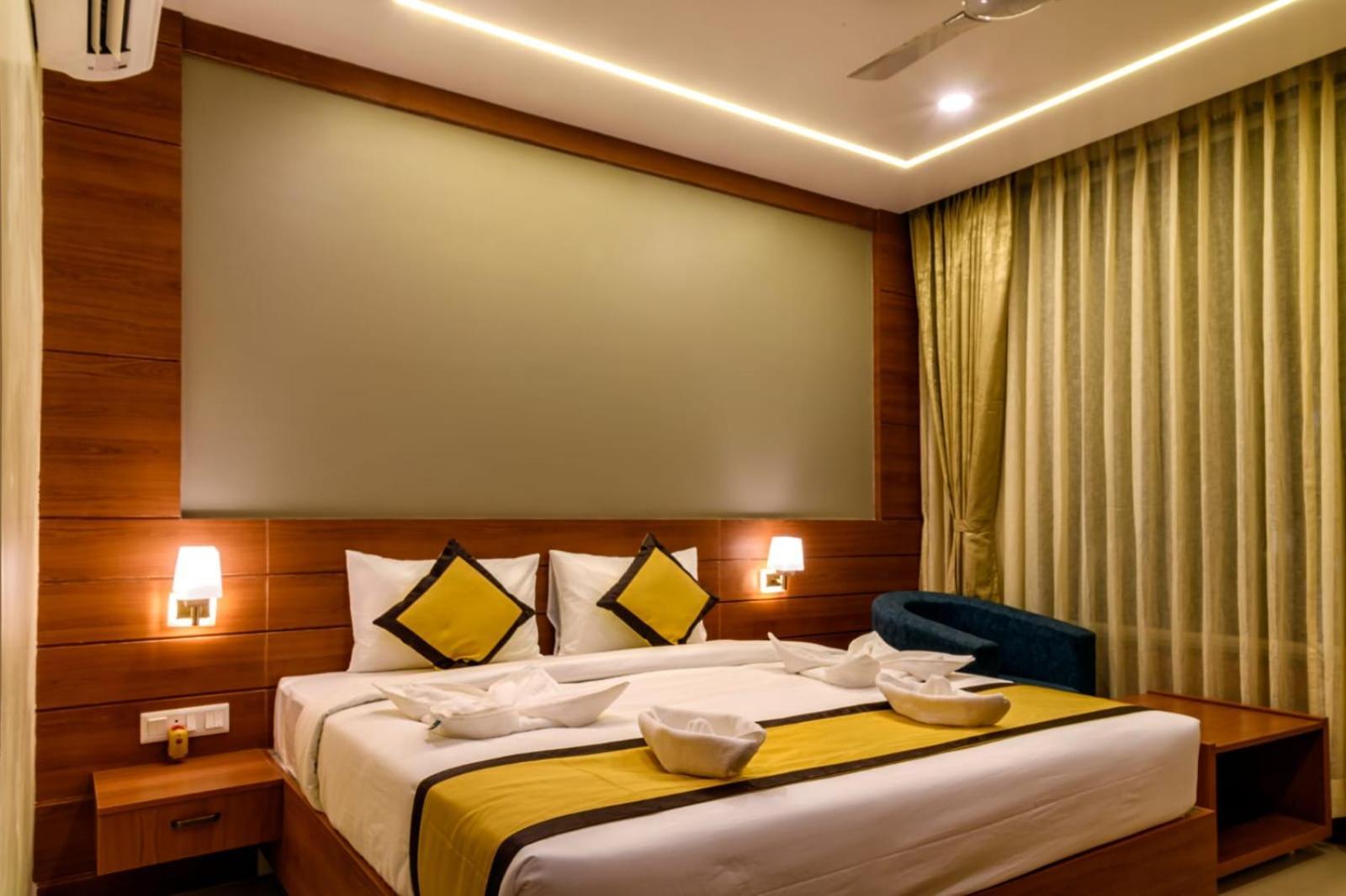 Rs Regal Inn-เดฟการ์ ภายนอก รูปภาพ