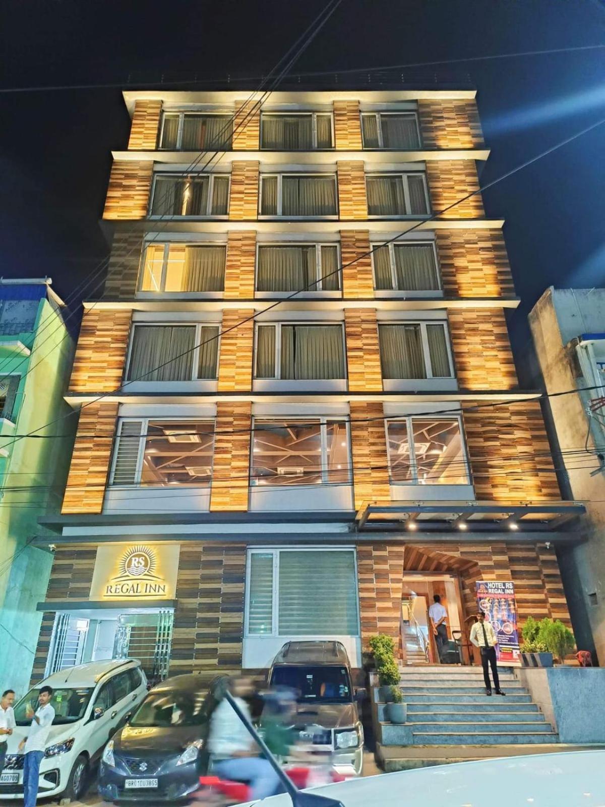 Rs Regal Inn-เดฟการ์ ภายนอก รูปภาพ